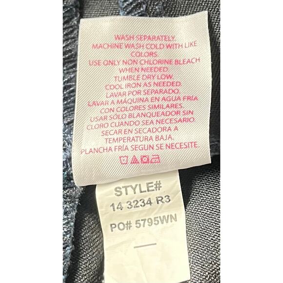 NO BO MID-RISE SHORTS JUNIORS, 1, NAVY BLUE, BACK POCKETS, BUTTONS & ZIP CLOSURE - Picture 10 of 10